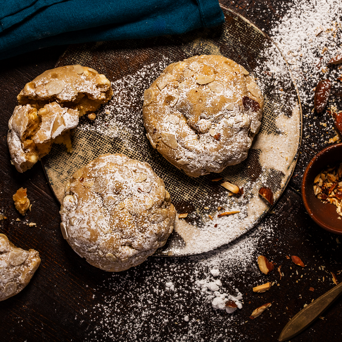 THE SOPHISTICATE - Stuffed Almond Croissant Cookie